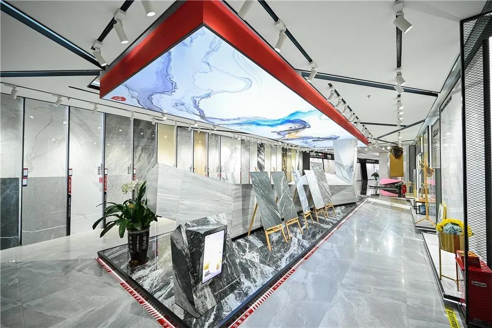 新装展厅丨沉浸式岩板空间体验由此开启！